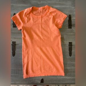 Lululemon Swiftly Tech Short Sleeve